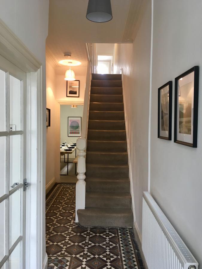 Edwardian City Centre House For Big Groups, Offroad Parking & Hot Tub! Cardiff Bagian luar foto
